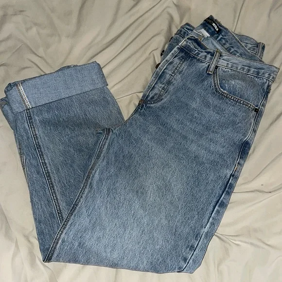 Fashion nova jeans 👖 🤎 SIZE: 9 - Picture 1 of 3